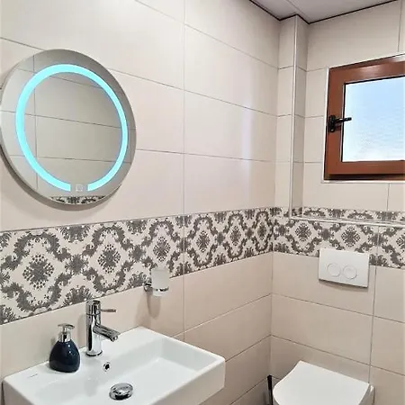 2v1 - 21 Dhjetori Sg Apartment