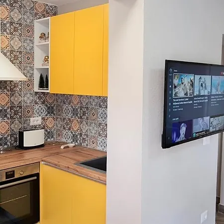 Apartment 2v1 - 21 Dhjetori Sg *