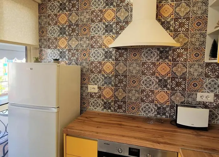 2v1 - 21 Dhjetori Sg * Tirana